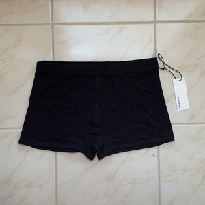 Richer poorer women’s boxer